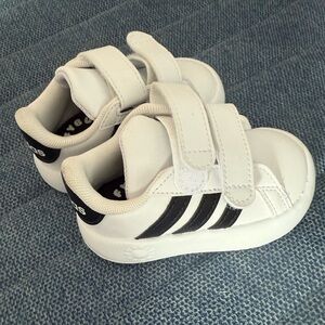 Adidas White and Black Sneakers with Velcro Straps